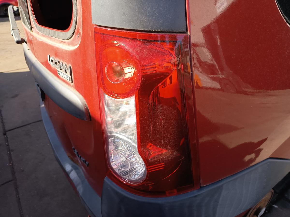 Dacia Logan MCV original R&uuml;ckleuchte rechts vor Facelift Baujahr 2008