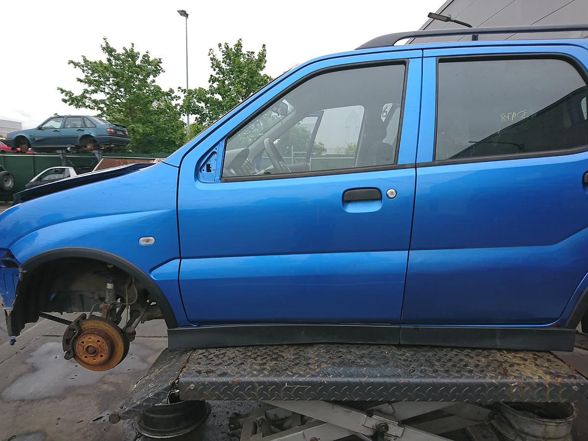 Suzuki Ignis II 2 orig Tür vorn links Fahrertür Z7B Adriablau met Bj 05