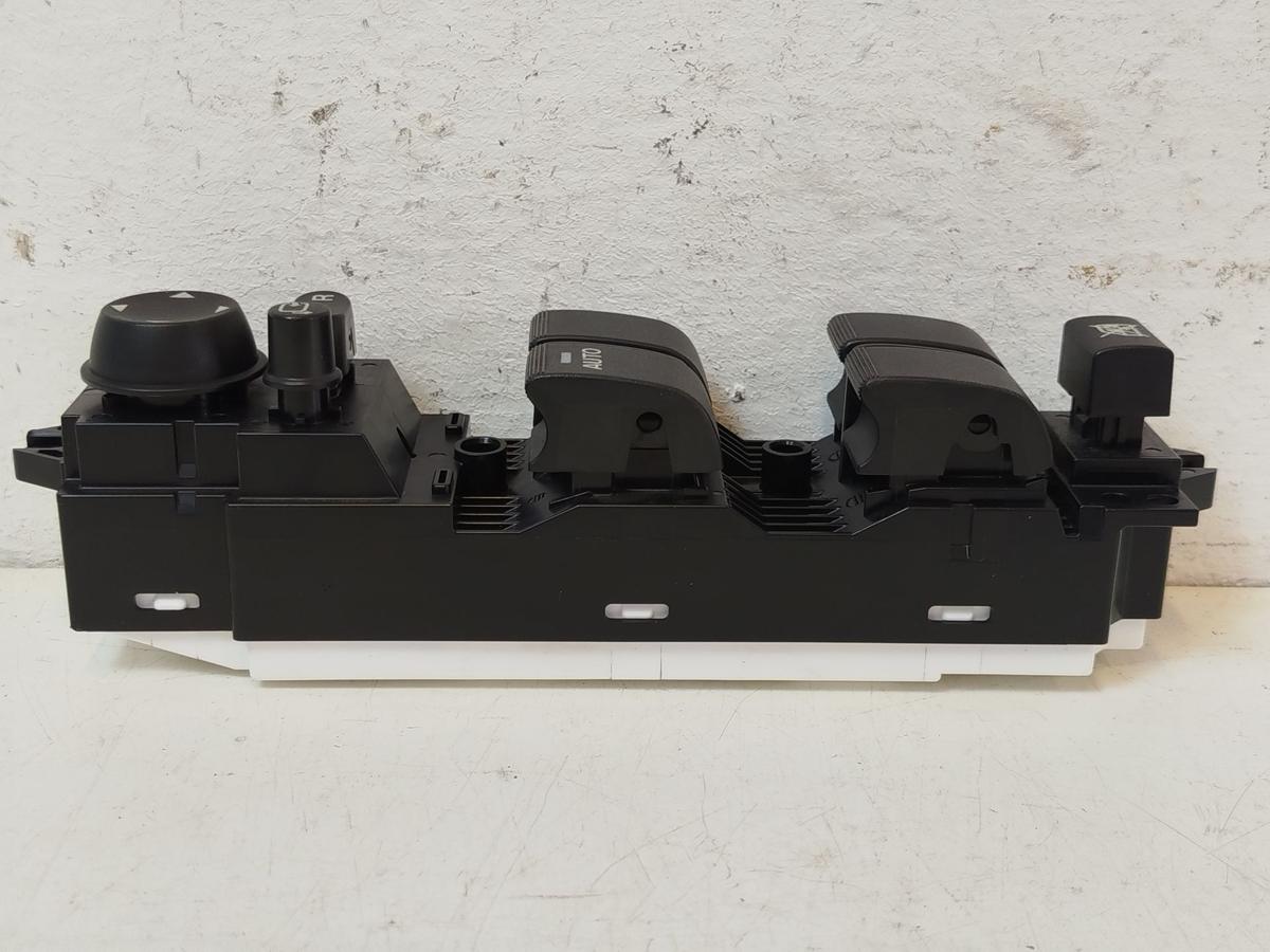 Mazda 3 BL Fensterheberschalter vorn links 4-fach mit Spiegelverstellung