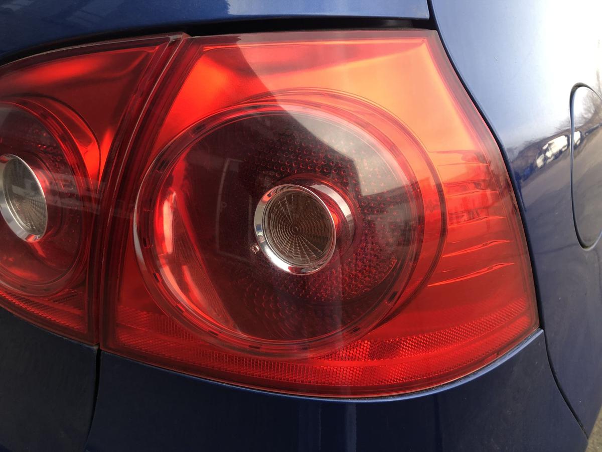 VW Golf 5 V 1K R&uuml;ckleuchte au&szlig;en rechts R&uuml;cklicht Heckleuchte f&uuml;r 3 und 5 t&uuml;rer