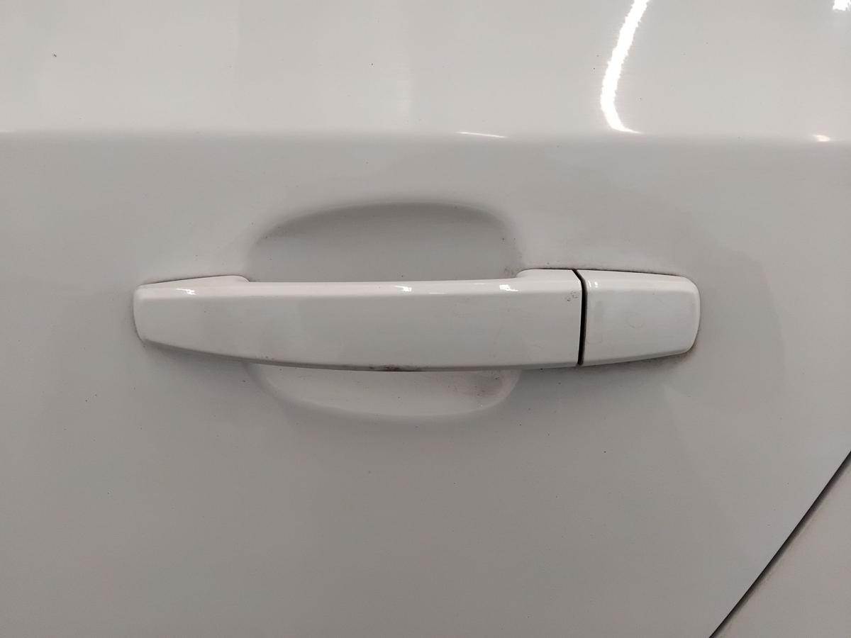 Chevrolet Cruze J300 T&uuml;r hinten links weiss 4-t&uuml;rig Limousine BJ2011