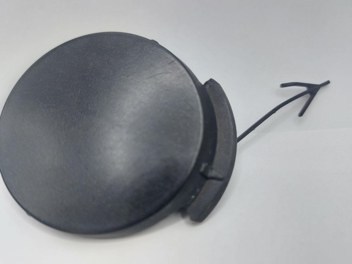 VW Phaeton 3D Abdeckkappe Abschleppöse Stoßfänger hinten OEM VW Phaeton 3D Abdeckkappe Abschleppöse Stoßfänger hinten OEM