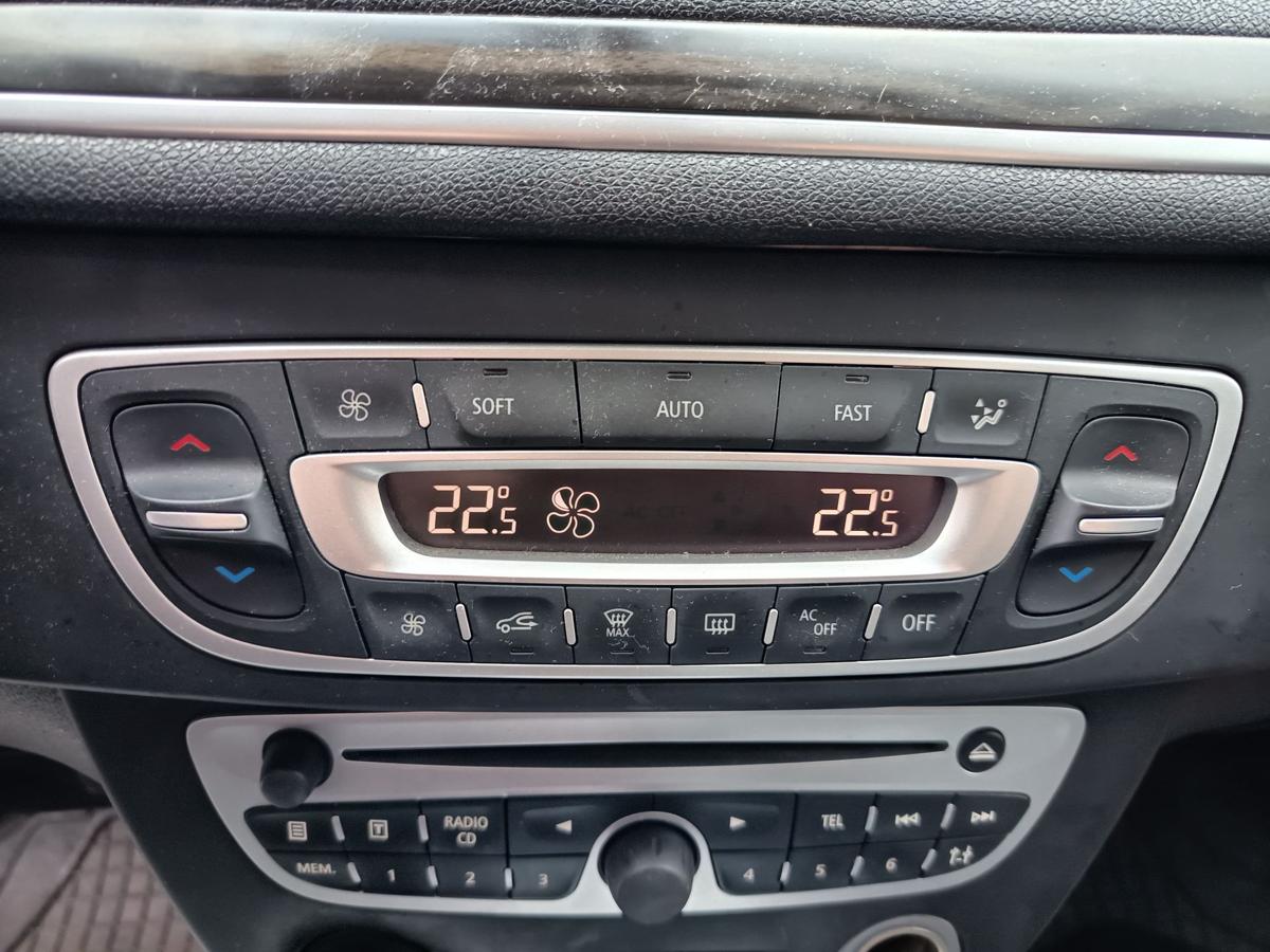 Renault Megane III original Heizungsbet&auml;tigung Klimaautomatik Baujahr 2010