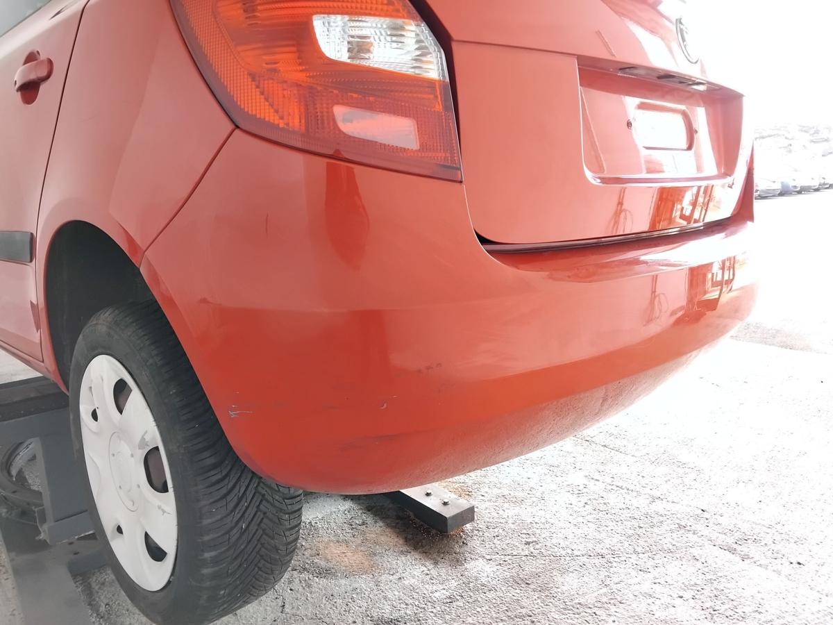 Skoda Fabia 2 5J original Stoßfänger Stoßstange hinten Fließheck Bj.2009 corridarot 8151 Skoda Fabia 2 5J original Stoßfänger Stoßstange hinten Fließheck Bj.2009 corridarot 8151