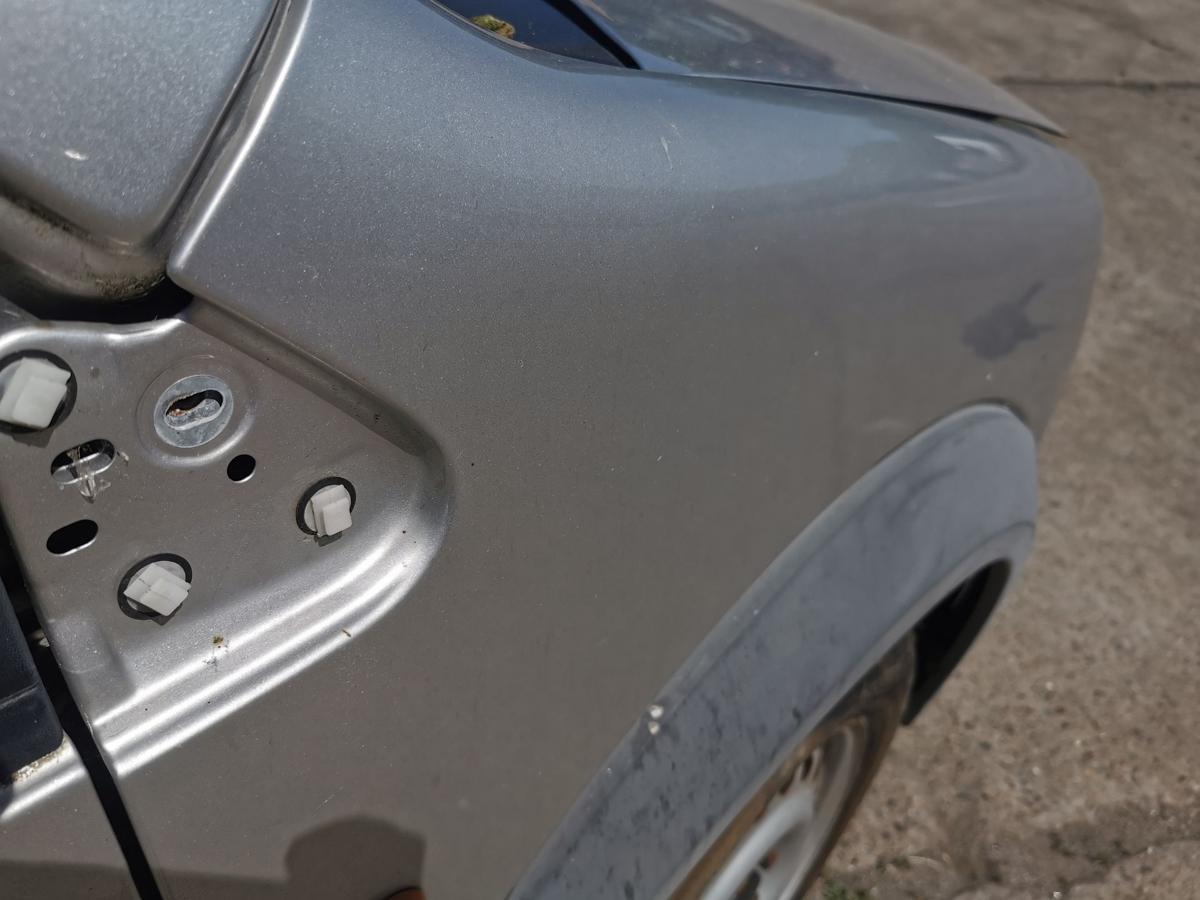 Ford Transit Connect P Kotflügel Fender Seitenwand vorn rechts Polar Silber met