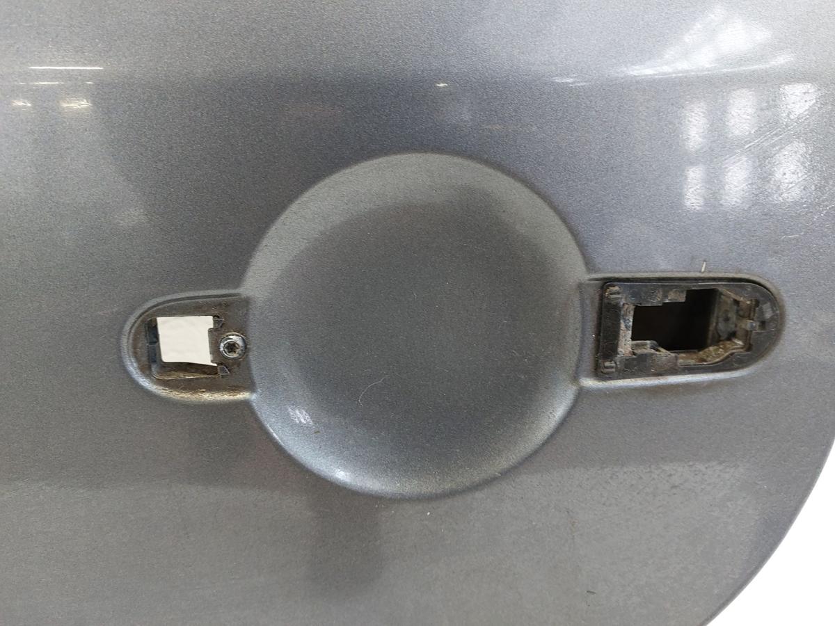 VW Touran 1T 1T1 T&uuml;r hinten links Fodt&uuml;r im Rohbau Dellen LD7X grau