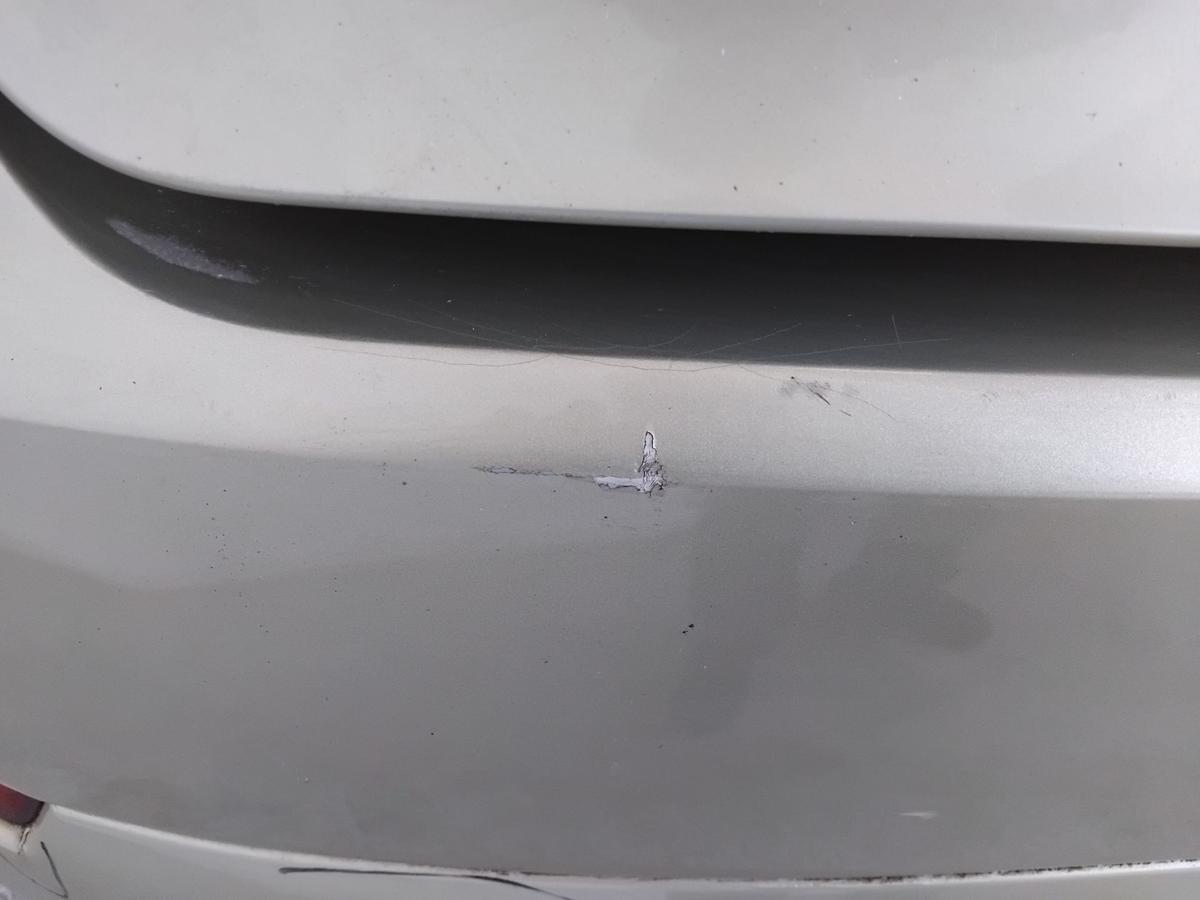 Ford Mondeo 4 BA7 Flie&szlig;heck orig Sto&szlig;stange Sto&szlig;f&auml;nger hinten PDC BJ2007 Champagnermetallic