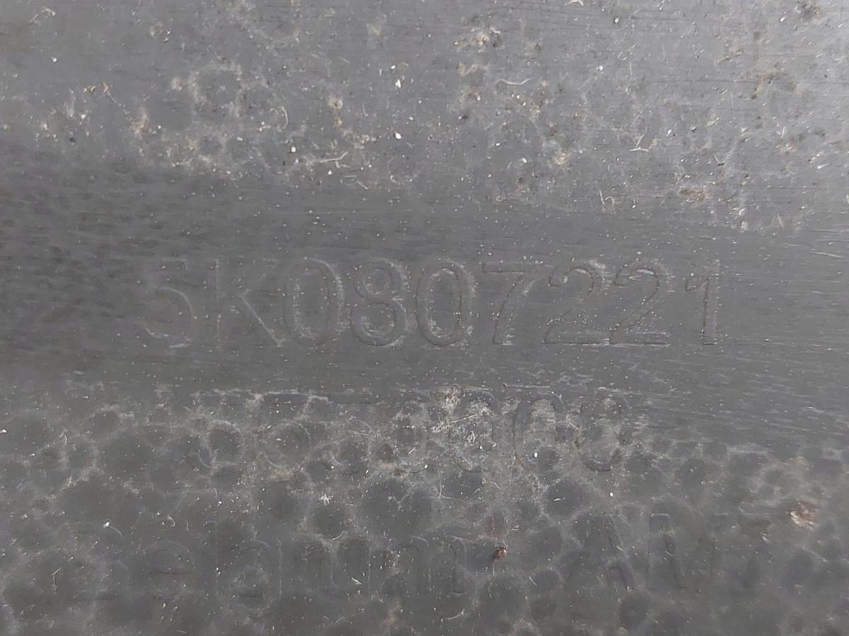 VW Golf VI 6 Stossstange Stossfänger Bumper vorn für PDC 4x Farbcode unbekannt