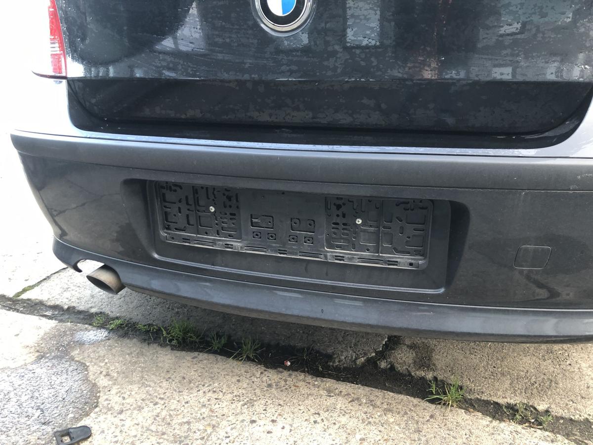 BMW 1er E87 LCI ab07 Stossf&auml;nger hinten 475 Black Stossstange Bumper ohne PDC