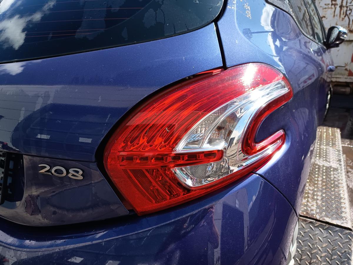 Peugeot 208 I orig Rückleuchte rechts Heckleuchte Fahrerseite 3türer Bj 2012-2015