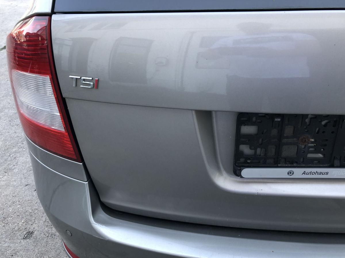 Skoda Octavia 1Z ab09 Heckklappe mit Heckscheibe Kombi LF8H Cappuccino Beige