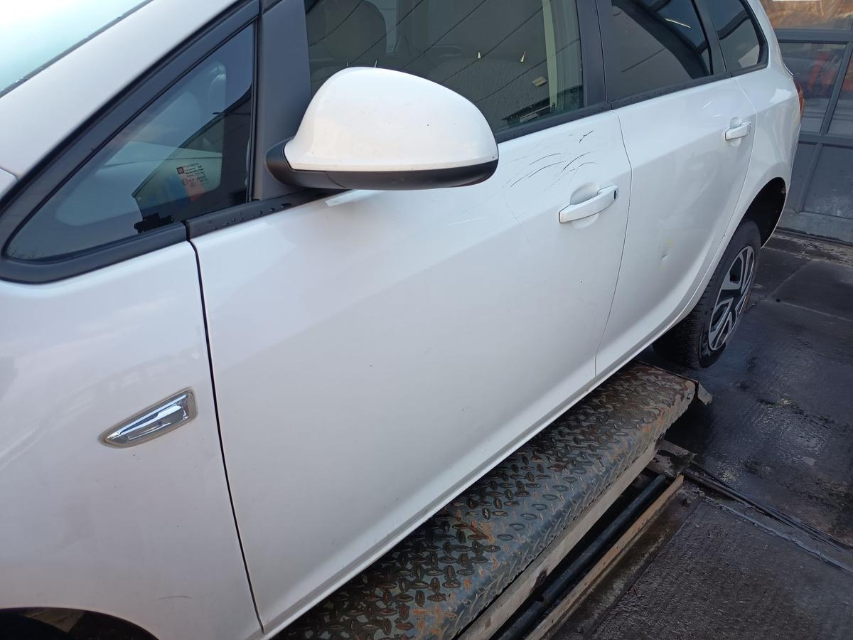 Opel Astra J original T&uuml;r vorn links Fahrer Rohbau Z40R Schneewei&szlig; Bj 2013