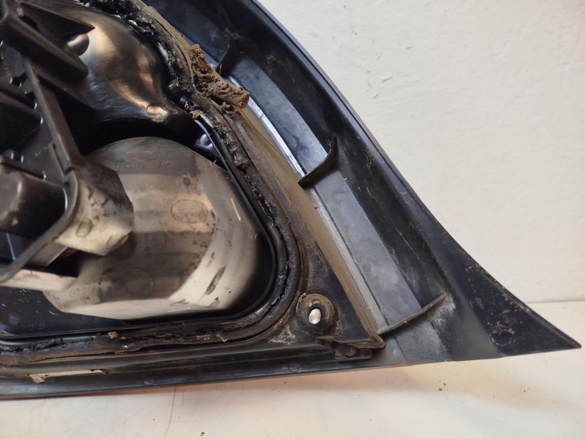 Nissan Almera N16 Facelift ab 2002 R&uuml;ckleuchte rechts R&uuml;cklicht Heckleuchte