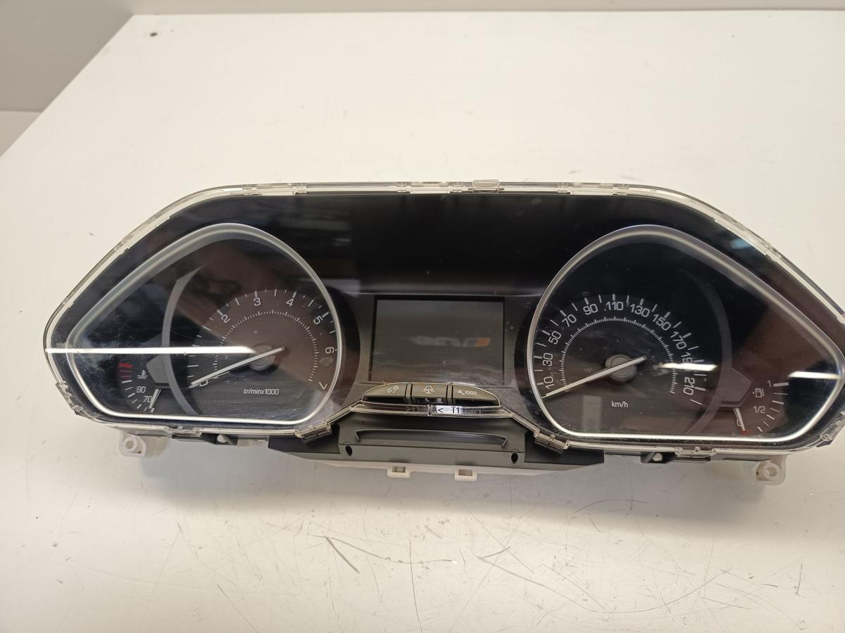 Peugeot 208 I orig Kombiinstrument Tacho Benzin 126Tkm Bj 2012