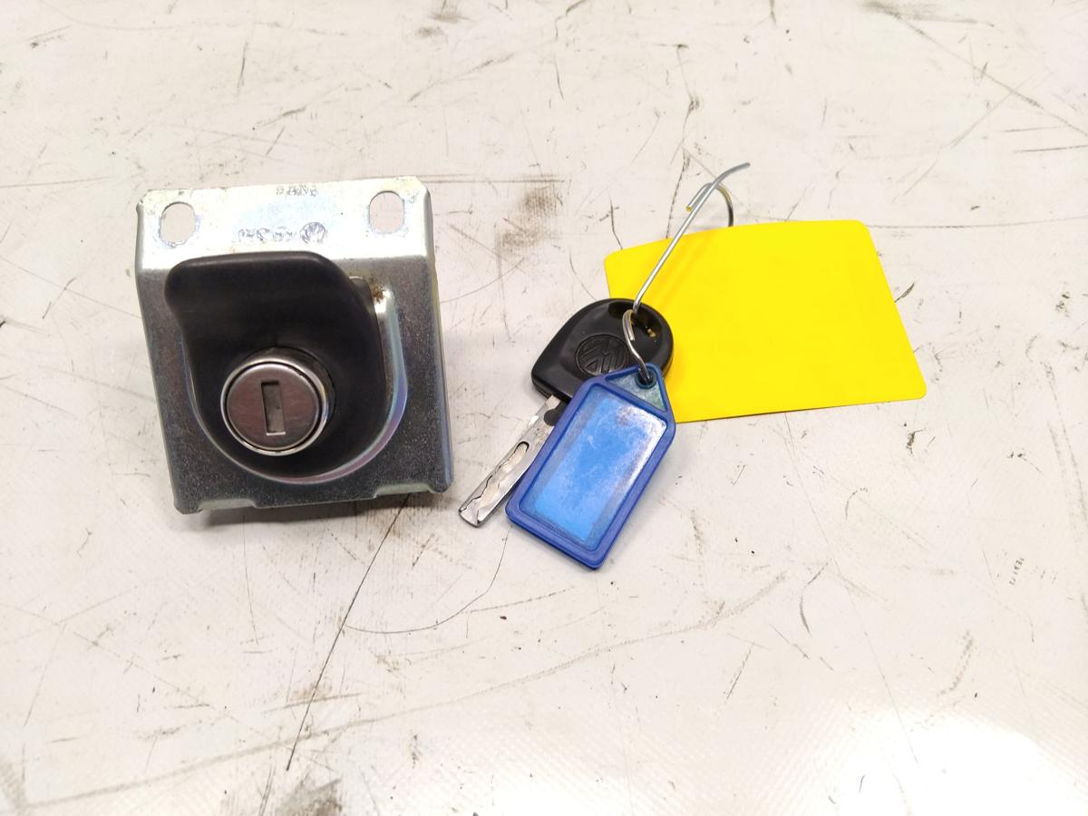 VW Fox 5Z original Schlie&szlig;zylinder Heckklappe mit Geh&auml;use und Schl&uuml;ssel BJ2007