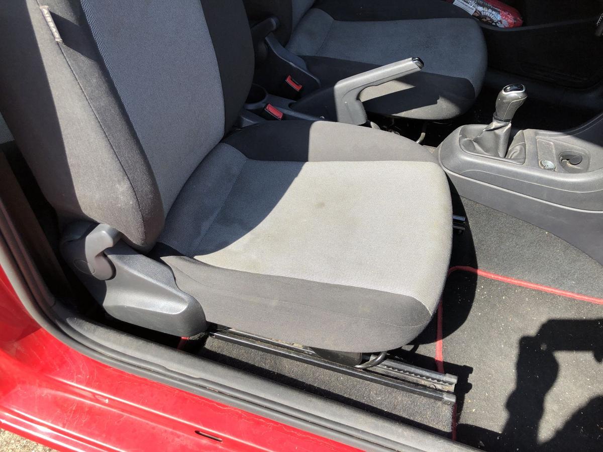 Skoda Citigo Typ AA Sitz vorn rechts Beifahrersitz 3 t&uuml;rer Stoff ohne Heizung