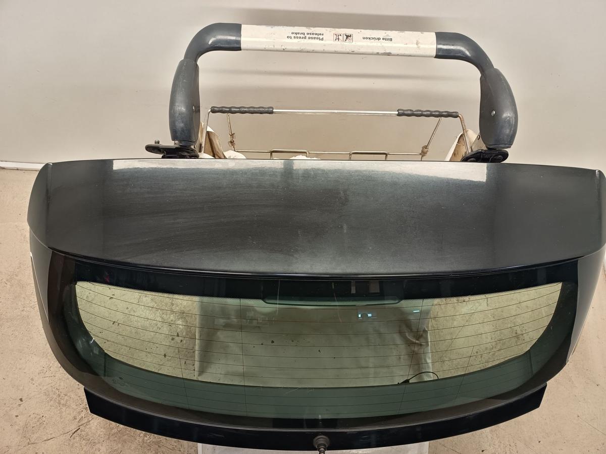 BMW 1er E81 Bj 2008 Facelift original Heckklappe mit Scheibe 475 Blacksapphire