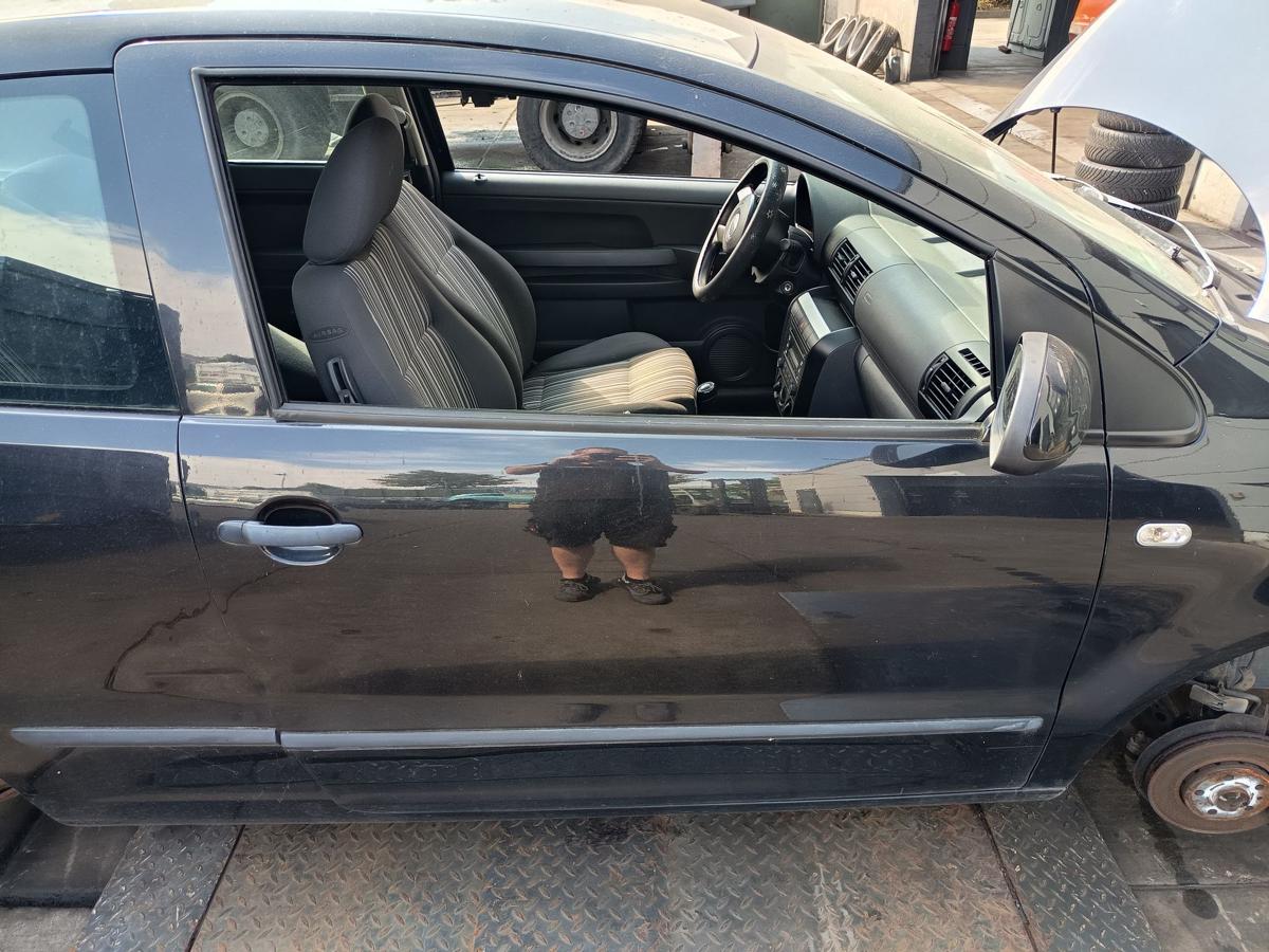 VW Fox original T&uuml;r rechts LC9Z Black Magic Metallic Baujahr 2005