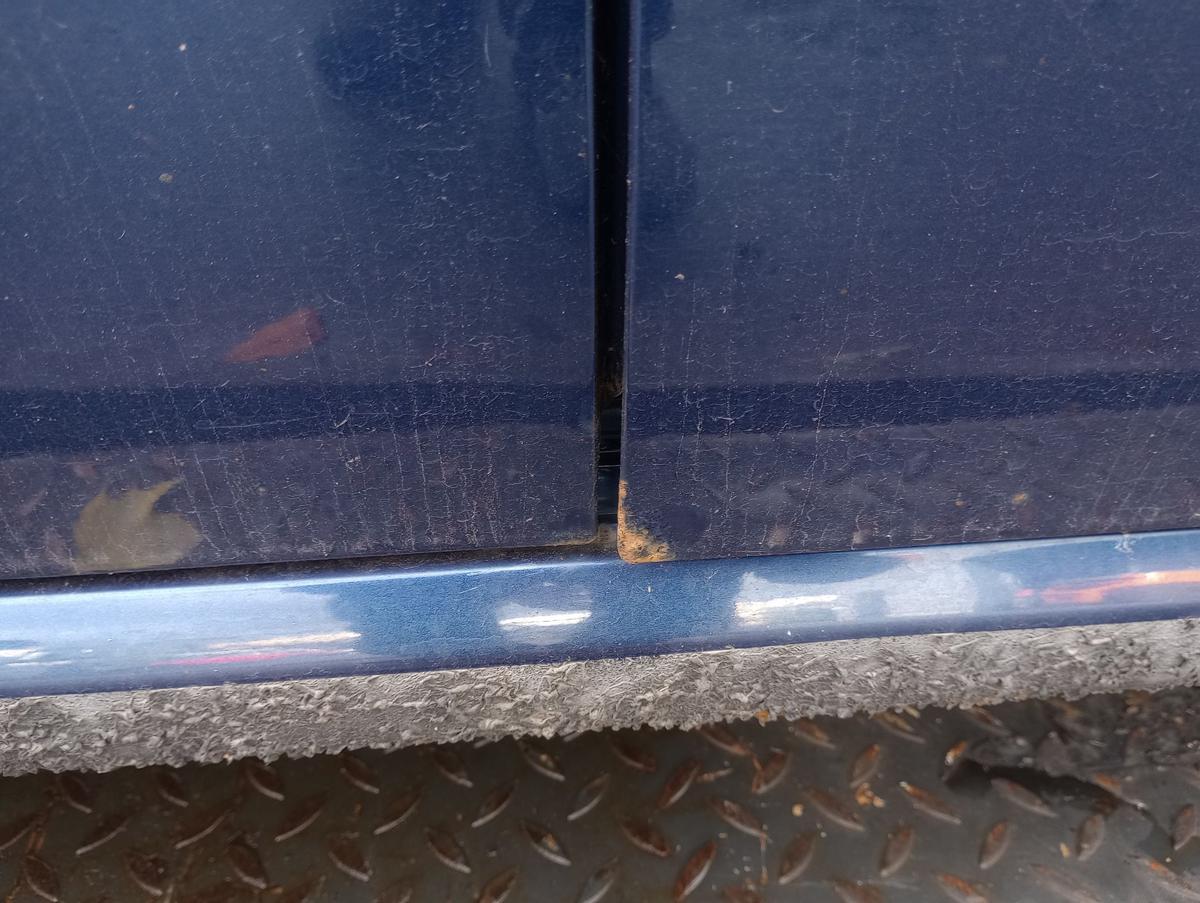 Skoda Fabia 6Y orig Tür vorn rechts LF5Q Blau Bj 2006