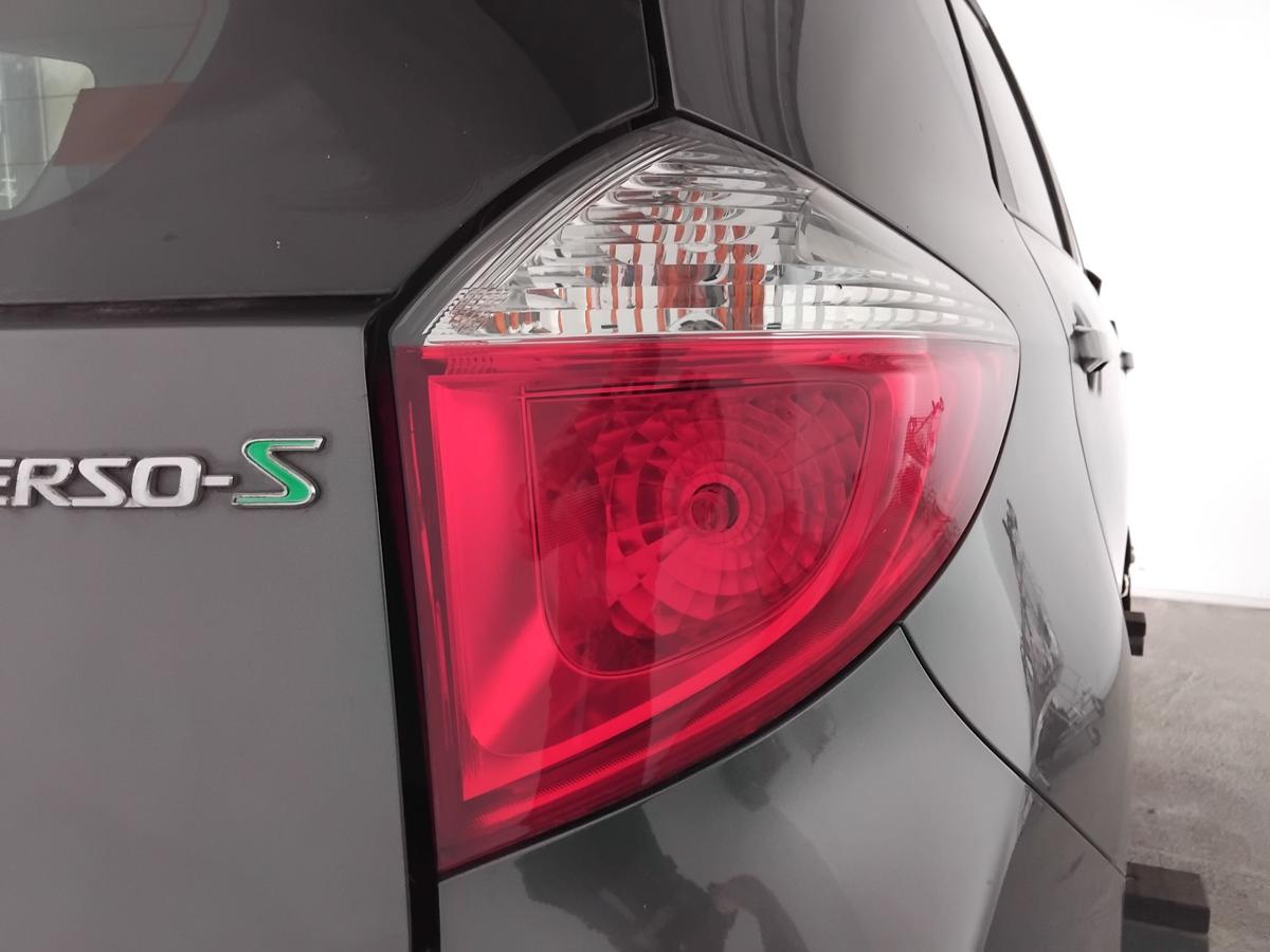 Toyota Verso-S original R&uuml;ckleuchte Heckleuchte rechts BJ2013