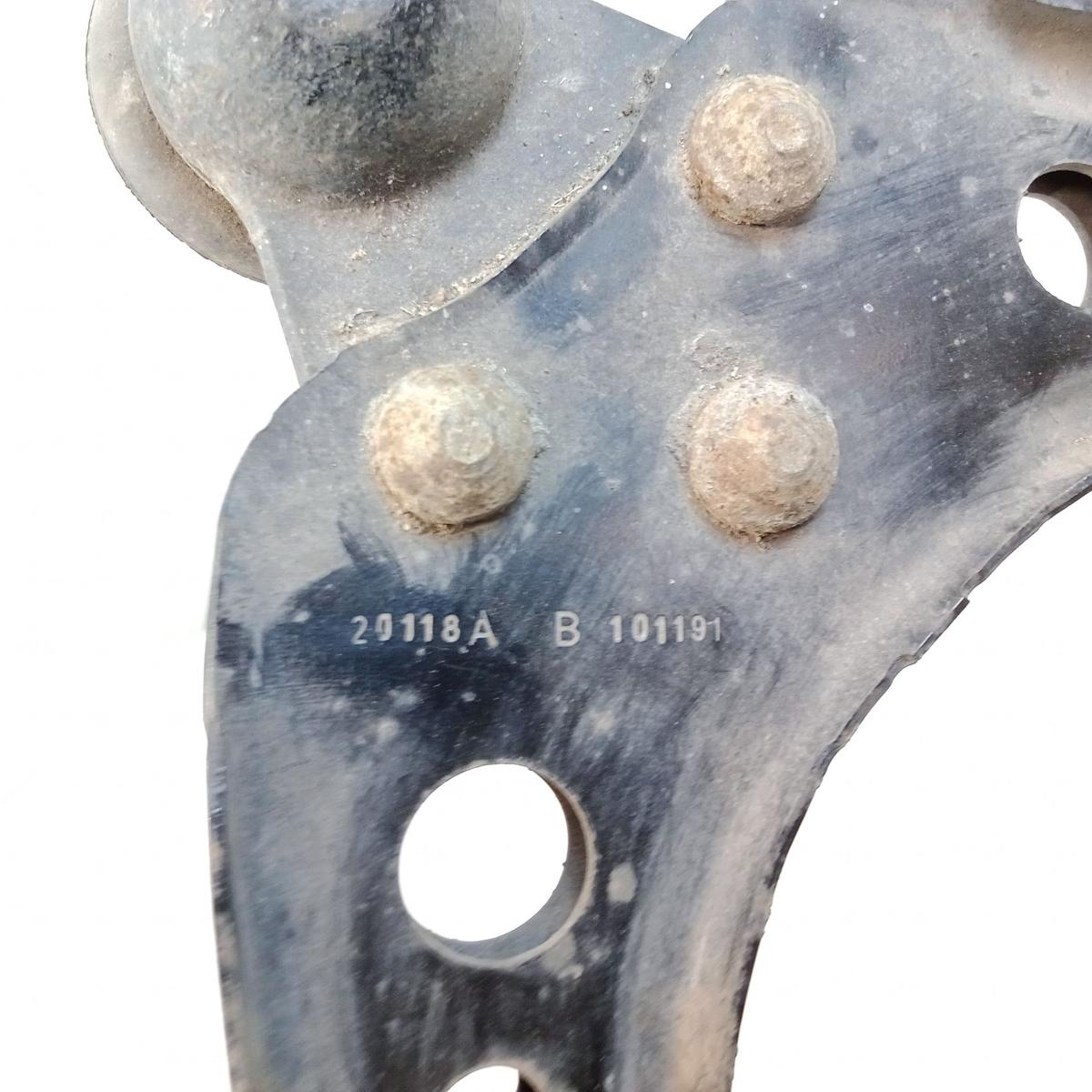 Tesla Model S Facelift original Querlenker Vorderachse oben links Bj.2019