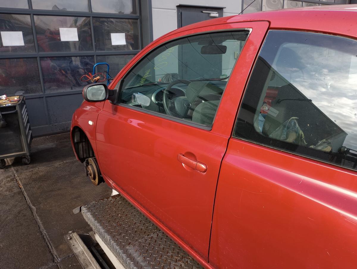 Nissan Micra 3 original Tür links Fahrer 3türer A32 Chilirot met Bj 2005