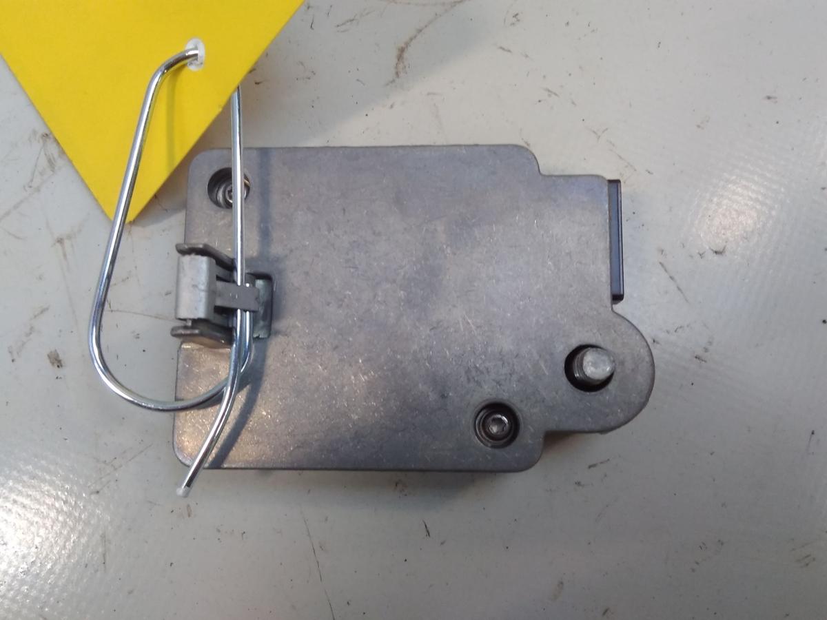 Tesla Model Y original Radarsensor vorn 160791700G BJ2023