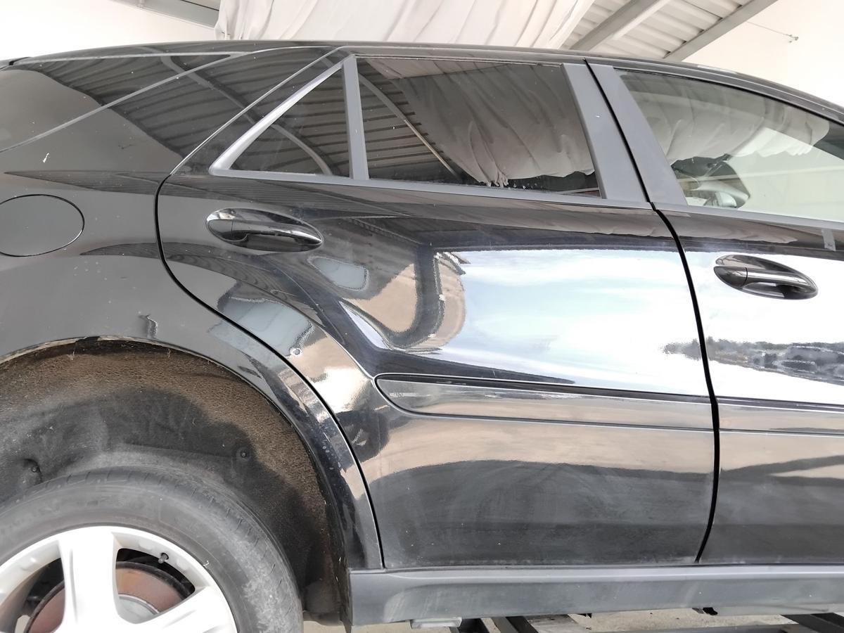 Mercedes ML164 Tür hinten rechts ROST 197 obsidianschwarz BJ2006