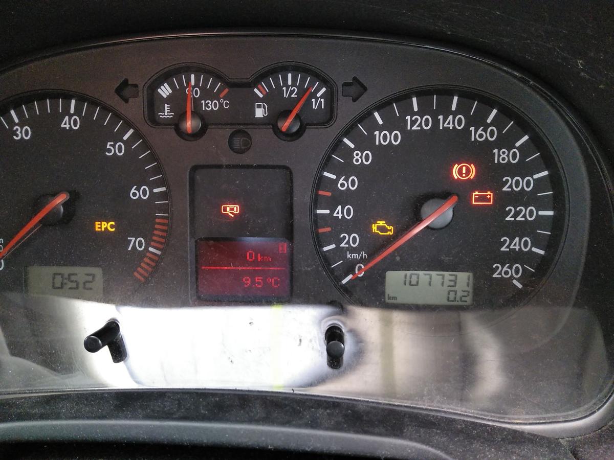 VW Golf 4 1J 5-Gang Schaltgetriebe ERT 1.6 77kw BCB 107731km BJ2003