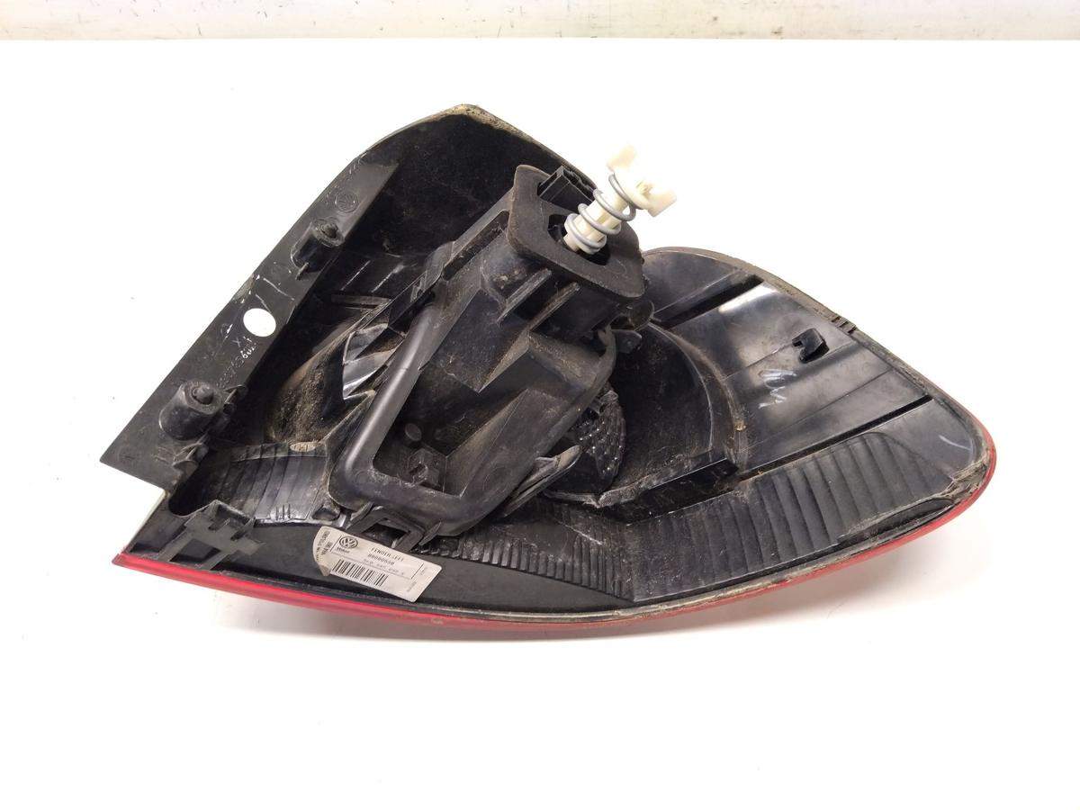 VW Golf 6 original Rückleuchte Schlussleuchte links außen Fließheck BJ2012