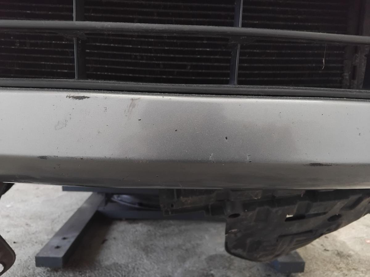 Suzuki SX4 original Sto&szlig;f&auml;nger Sto&szlig;stange vorn ZCD Galactic Gray BJ2006