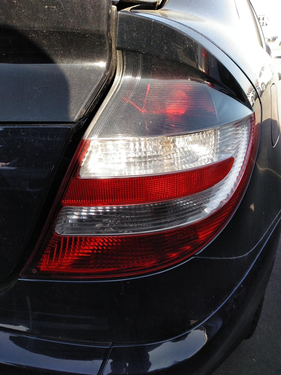 Mercedes C203 Sportcoupe MOPF original R&uuml;ckleuchte Heckleuchte rechts Bj.2006