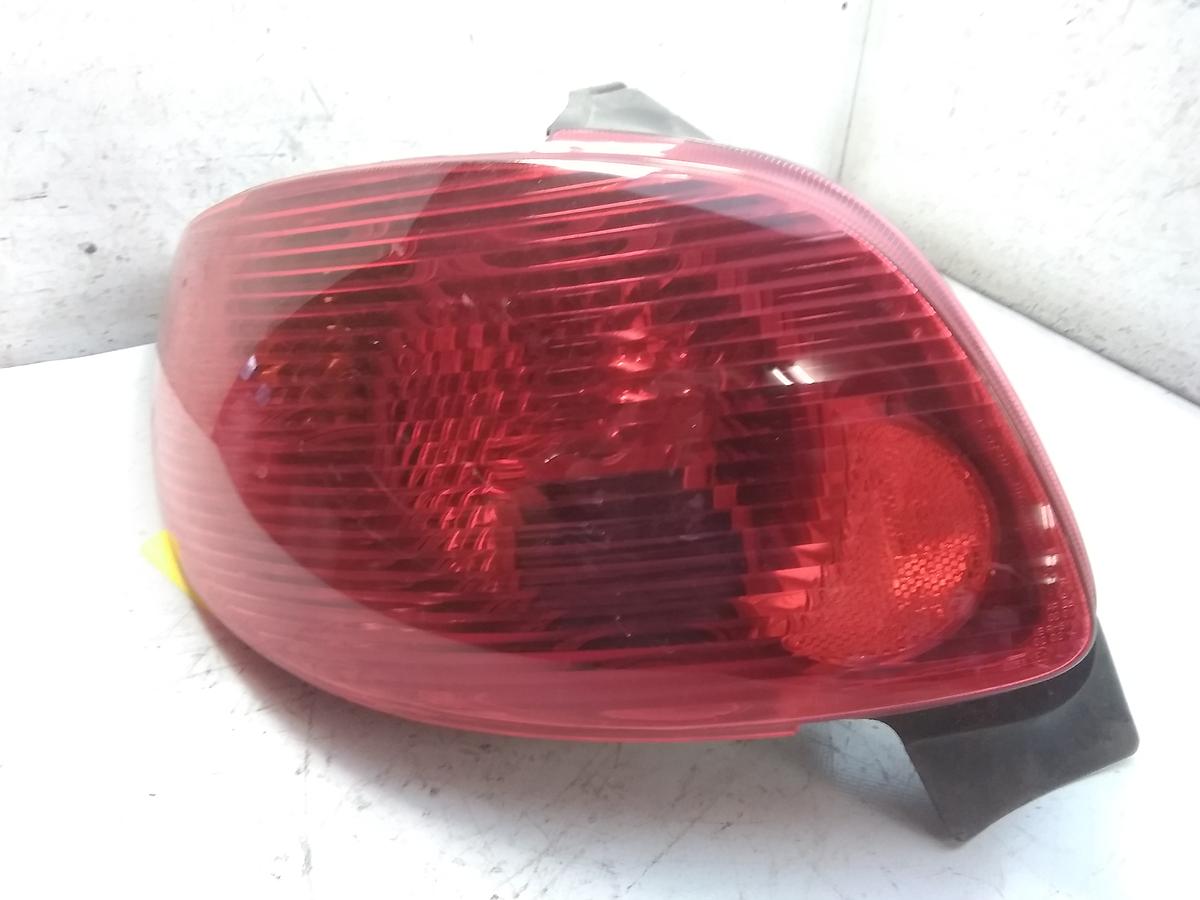 Peugeot 206 Rückleuchte Schlussleuchte hinten links