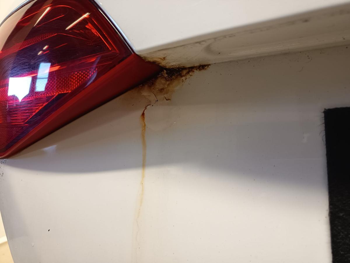 Audi A4 B8 8K Avant original Heckklappe mit Scheibe Y9C Ibisweiss Bj 2008