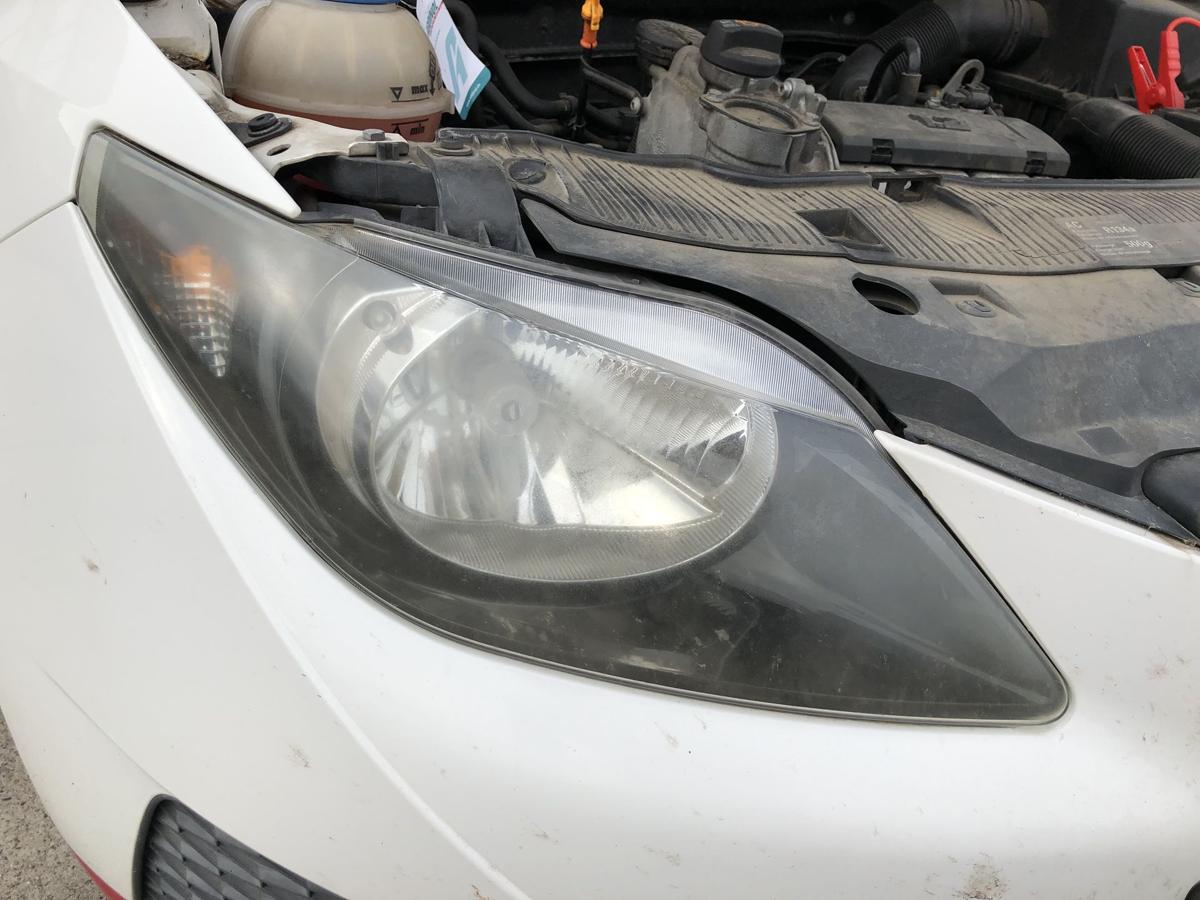 Seat Ibiza 6J Scheinwerfer vorn rechts Hauptscheinwerfer Halogen Tr&uuml;b