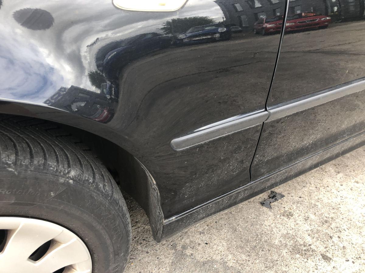 BMW 3er E46 ab01 Kotfl&uuml;gel vorn links Fahrerseite Seitenwand 475/9 Black Saphir