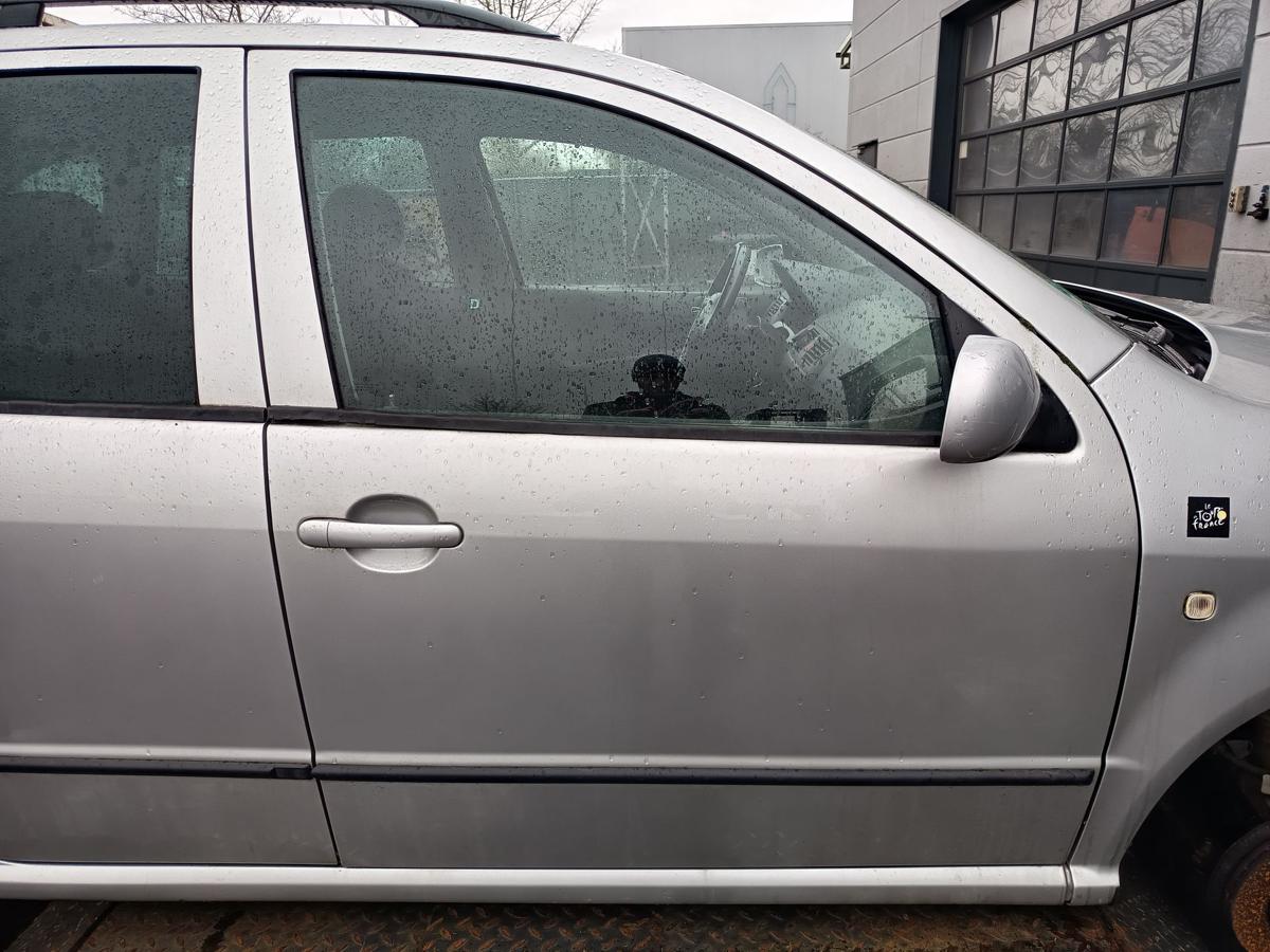 Skoda Fabia I 6Y original T&uuml;r vorn rechts Beifahrer F7T Diamantsilber Bj 2005