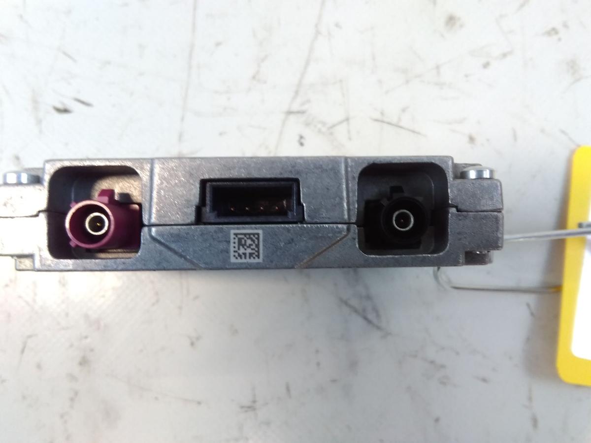 Seat Leon ST 5F original Antennenverstärker Antennenweiche 4M0035456B Bj.2019