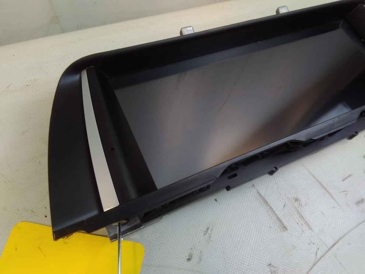 BMW 5er F11 original Anzeige Display Bordmonitor LCI BJ2017