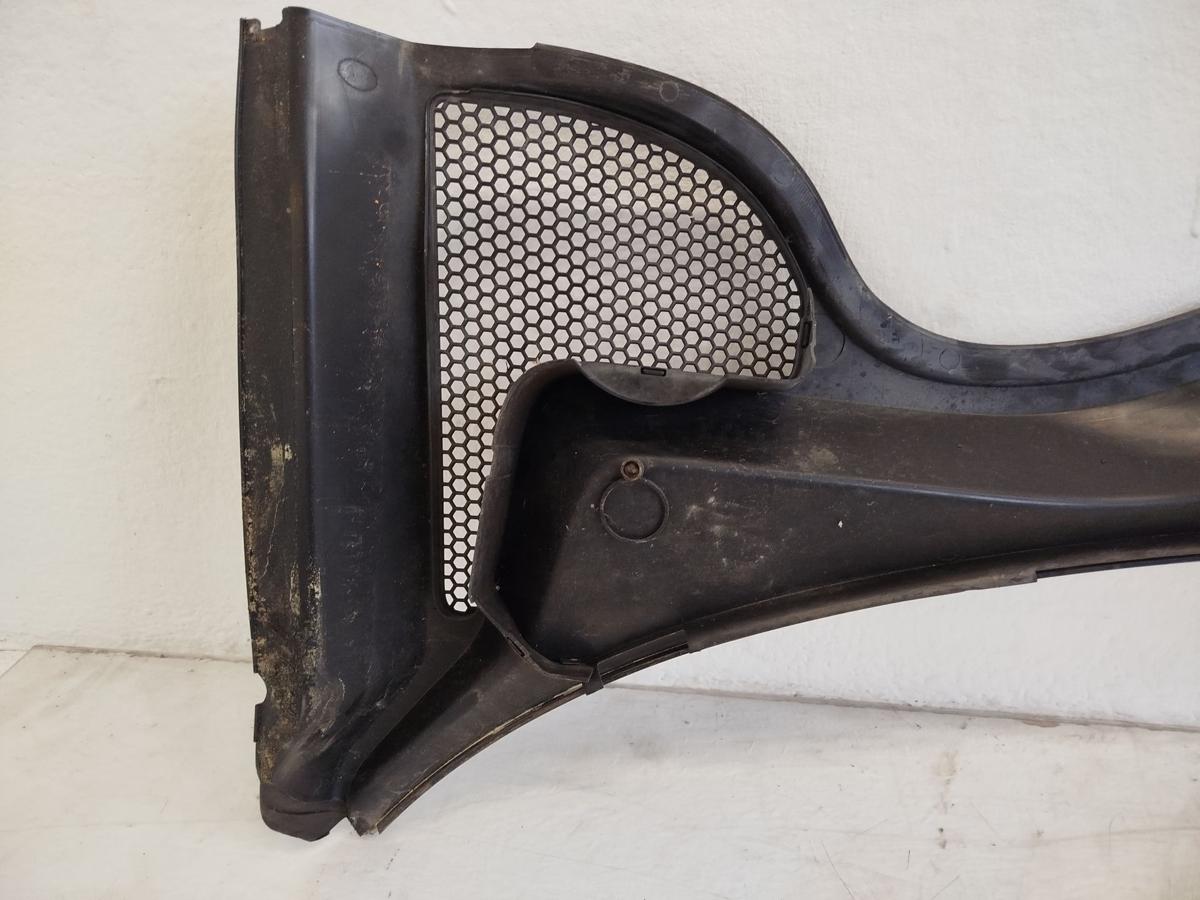 Audi A1 8X Sportback Windlauf Frontscheibe Abdeckung Wischer OEM