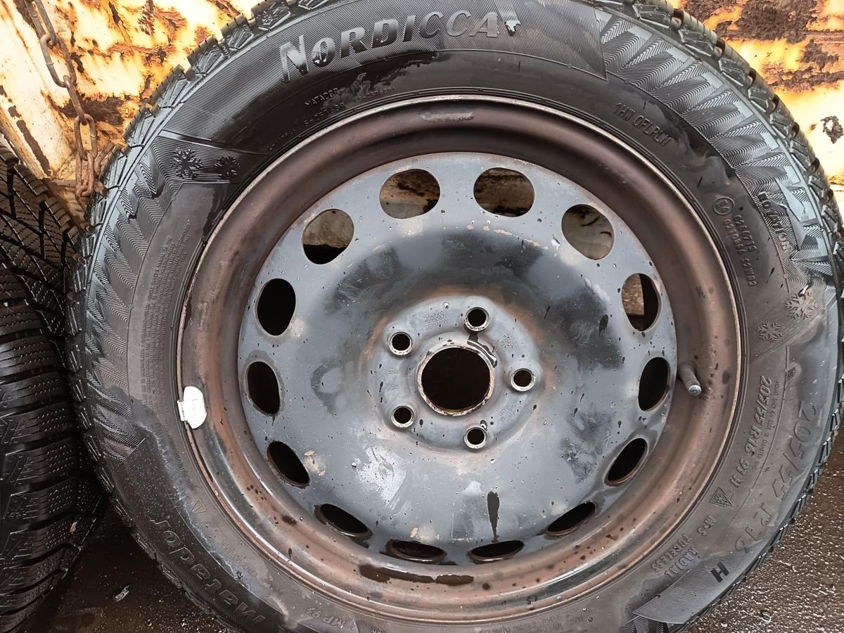 VW Golf Plus 5M Satz Stahlfelgen 6x16 ET50 OHNE Reifen Bj 2006