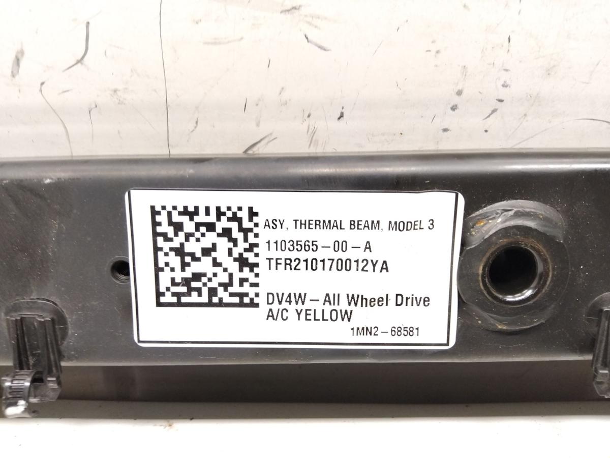 Tesla Model 3 Domstrebe Querstrebe vorn Halter W&auml;rmetauscher 1103565-00-A BJ2021