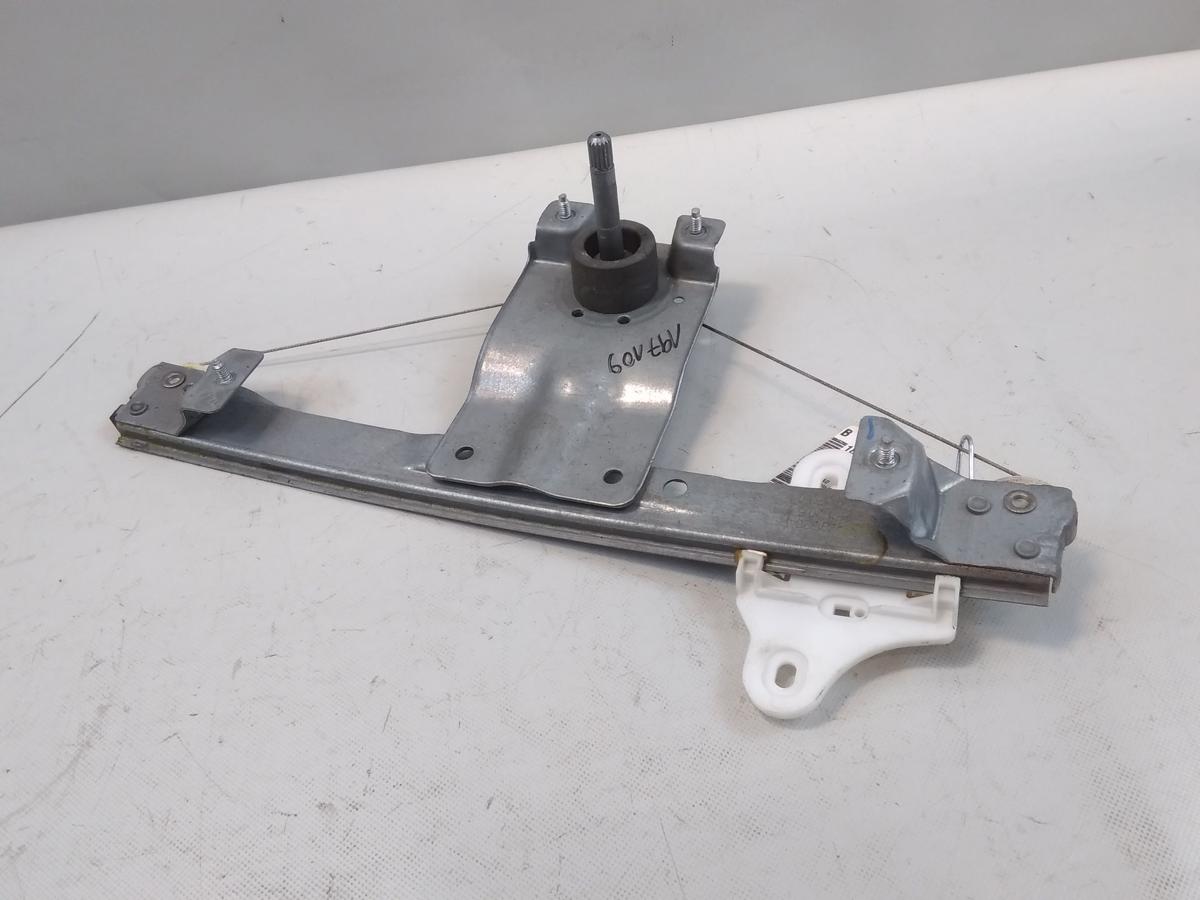 Renault Clio 4 original Fensterheber hinten links manuell 827013204R BJ2016
