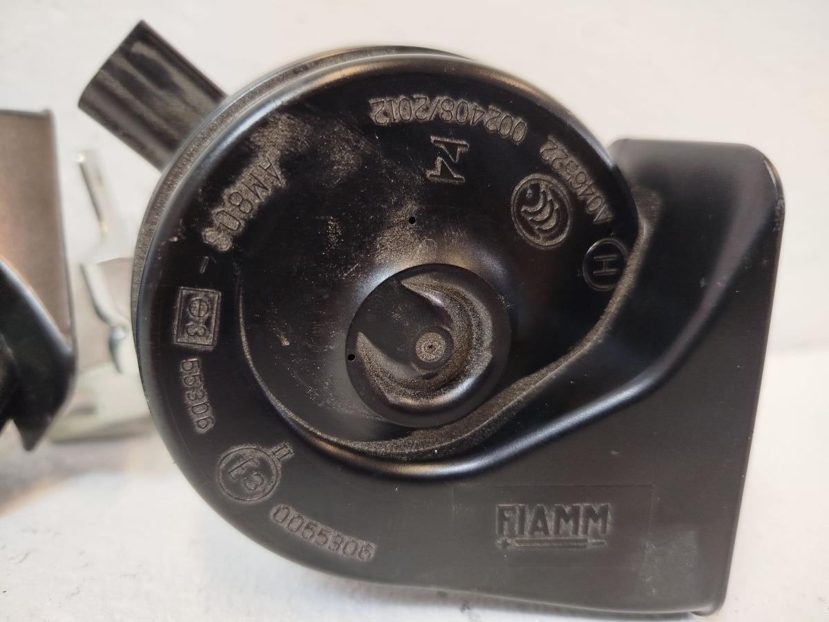 VW Golf VII 7 5G Satz Signalhorn Hupen Fanfaren Hochton Tiefton linke rechts