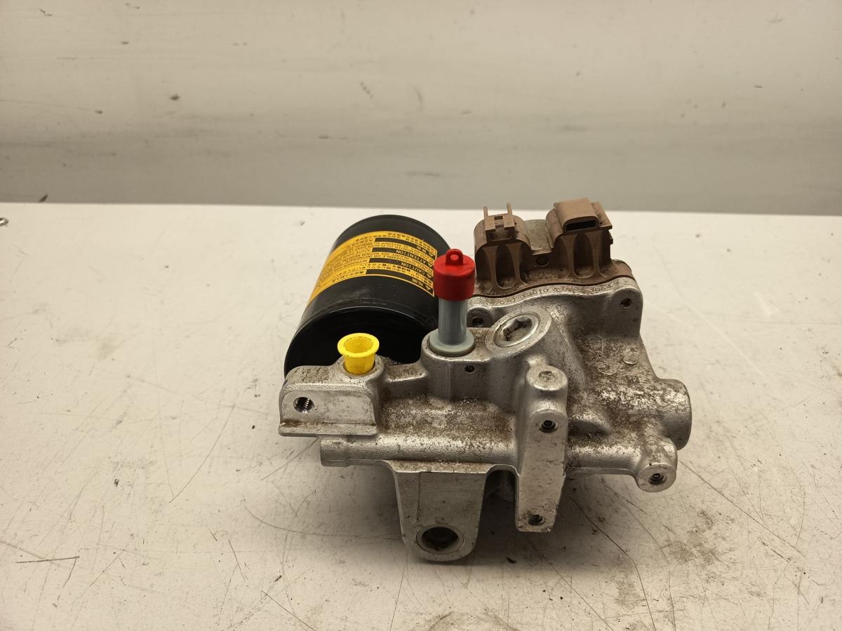 Toyota Auris E18 original Bremskraftverst&auml;rker ABS 4707012010 Hydraulik Bj 2013