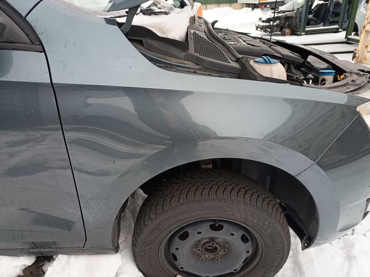 Skoda Rapid Spaceback original Kotfl&uuml;gel rechts LF7Y Grau Baujahr 2016