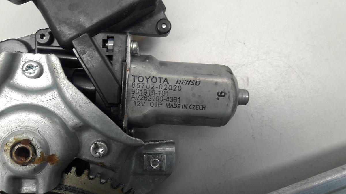 Toyota Auris E15J orig elektr Fensterheber hinten links 6984002390