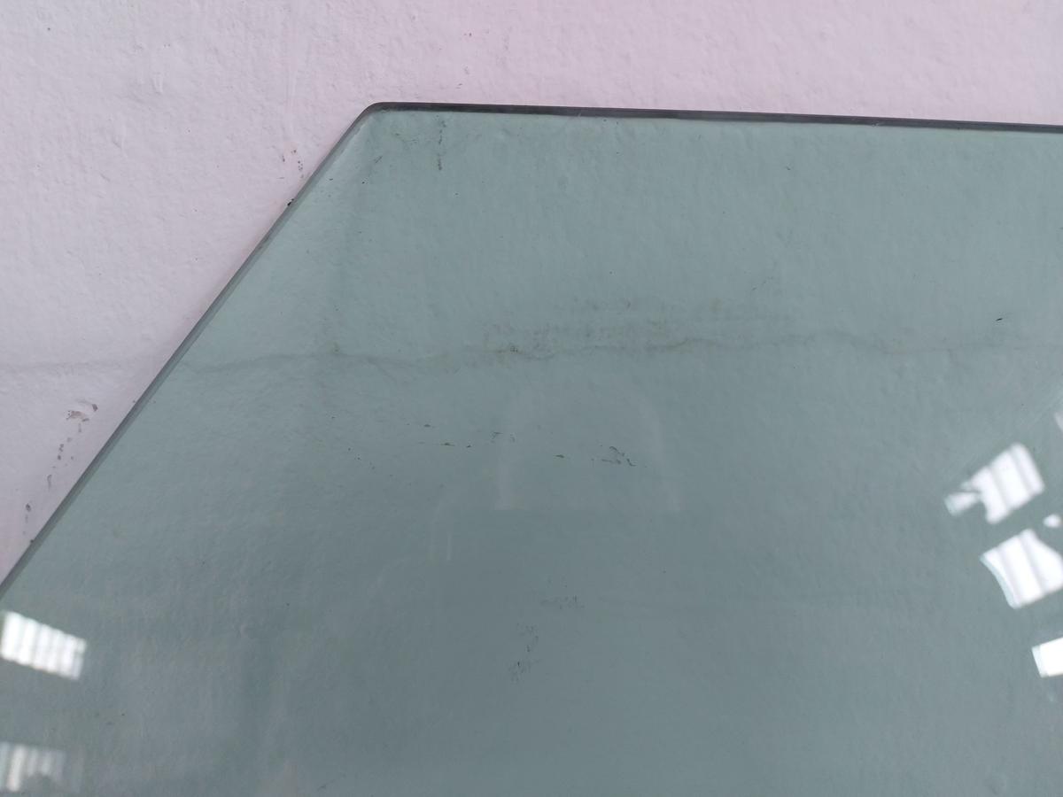 Ford Focus DYB CEW Turnier T&uuml;rscheibe hinten rechts Seitenscheibe Colorglas