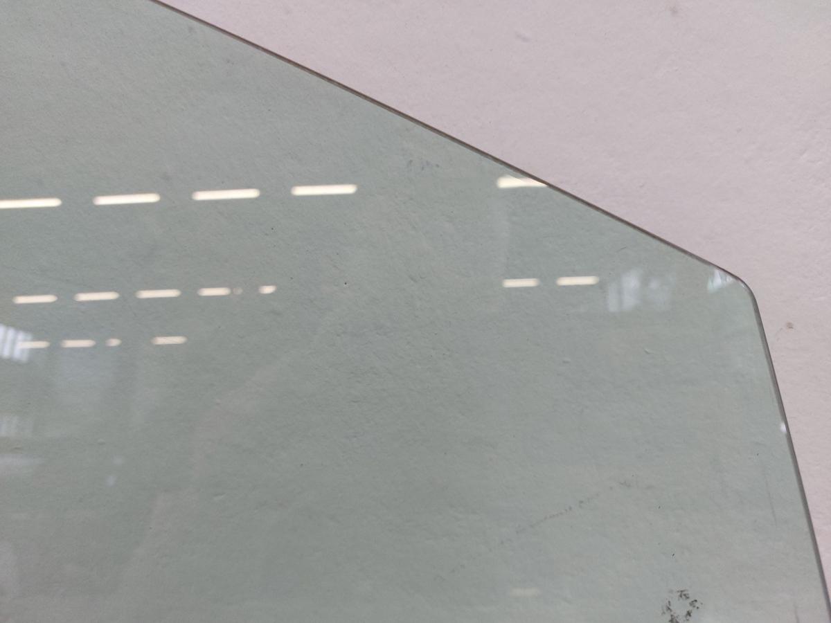 Seat Leon 5F T&uuml;rscheibe vorn rechts Scheibe Seitenscheibe nur 3 t&uuml;rer Colorglas