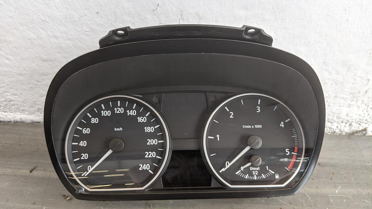 BMW 1er E87 Kombiinstrument Tacho 696450301 102495230